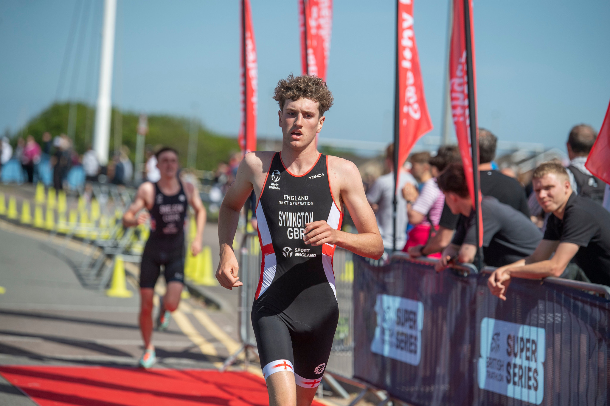 Bowood House hosts second aquathlon event for youth and junior athletes